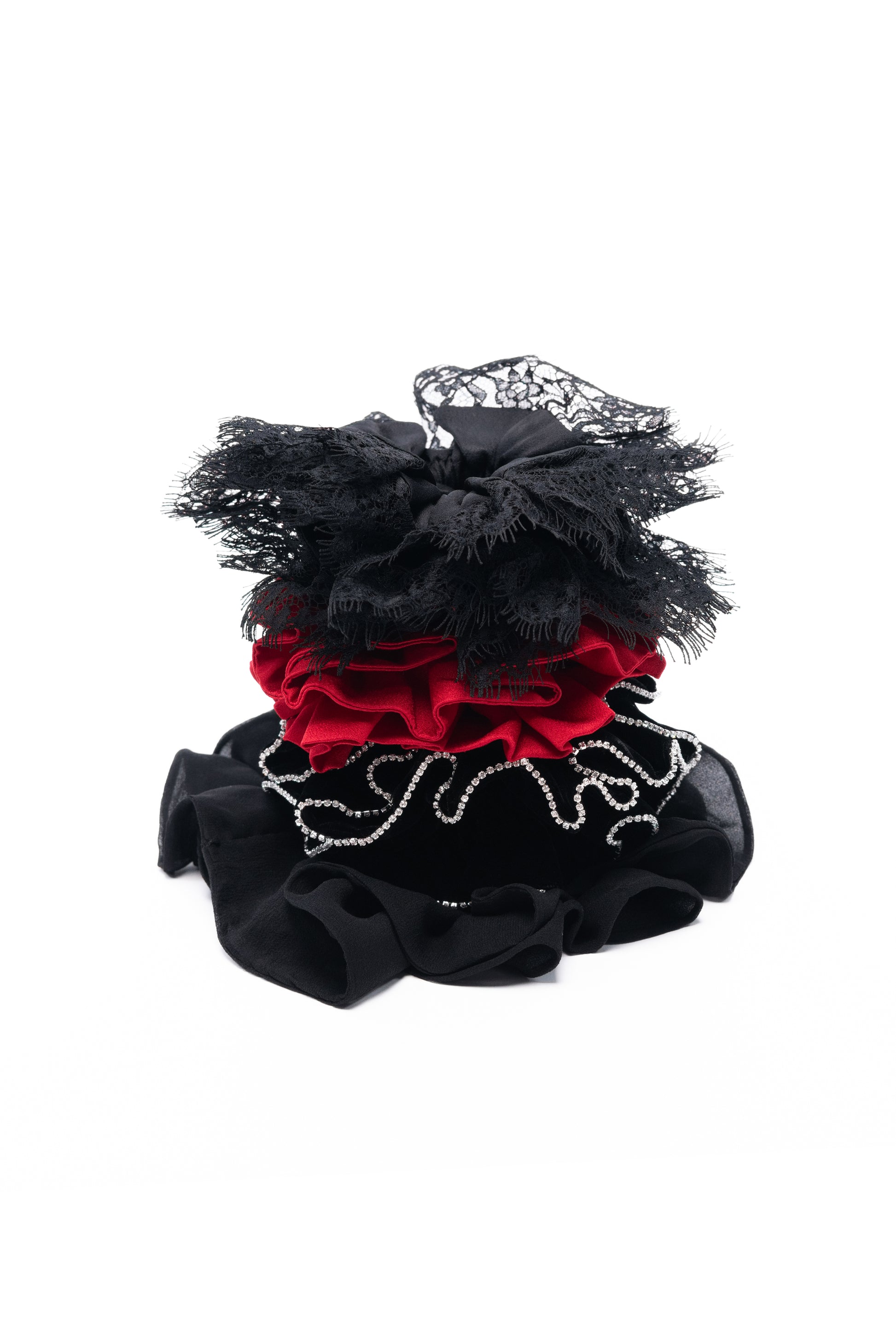 The Irish Twin - The Scrunchi Ruby - scrunchi for hair - red viscose - viscose fabric - Made in France - Made in Paris - Handmade in Paris - Designed in Paris - Handcrafted - Be my Guest - Made to love and to last - Unique piece made by hand - original and special for Host Wear by The Irish Twin - created by Jill Bauwens
